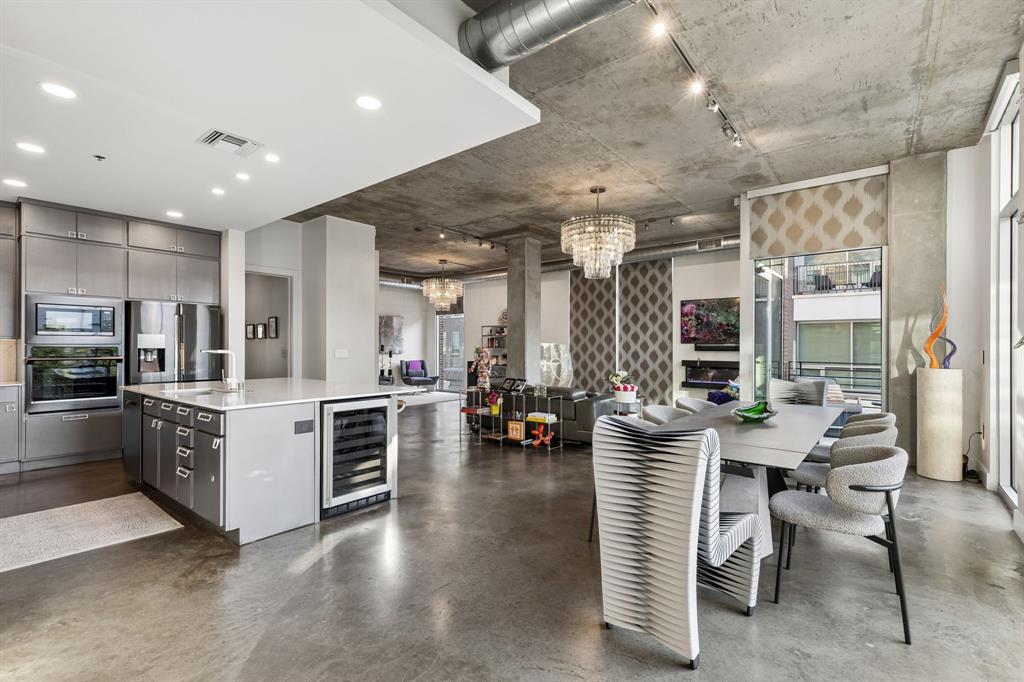 Thirty Thirty Bryan Condominium - Residential