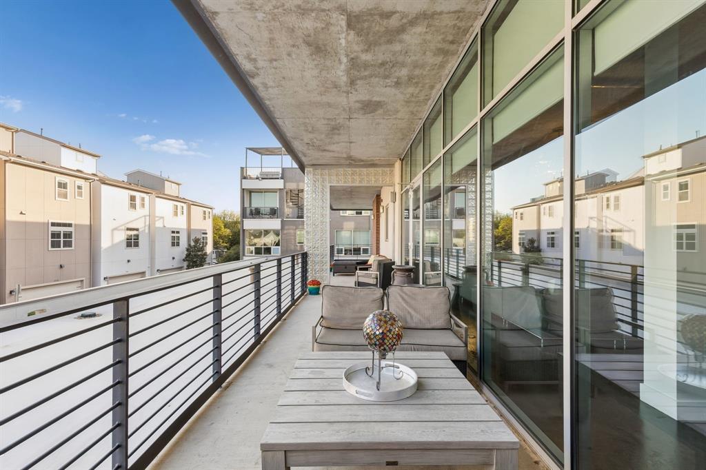 Thirty Thirty Bryan Condominium - Residential