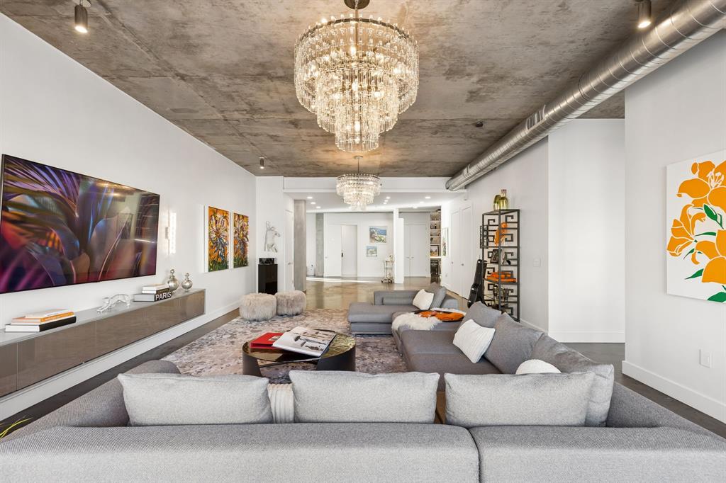 Thirty Thirty Bryan Condominium - Residential