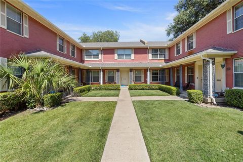 4804 Bradford Drive Dallas TX 75219