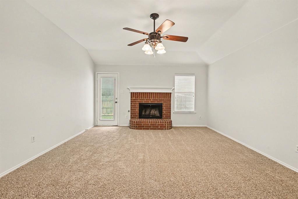 705 Fox Hunt Trail