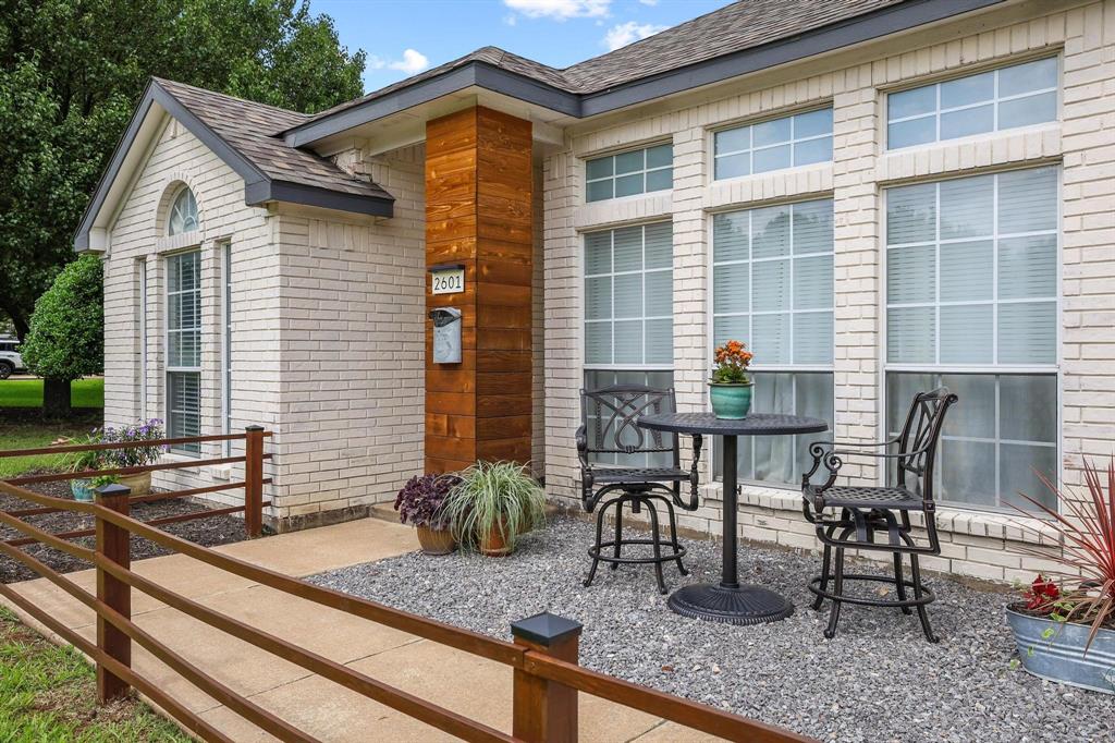 2601 Rolling Hills Drive