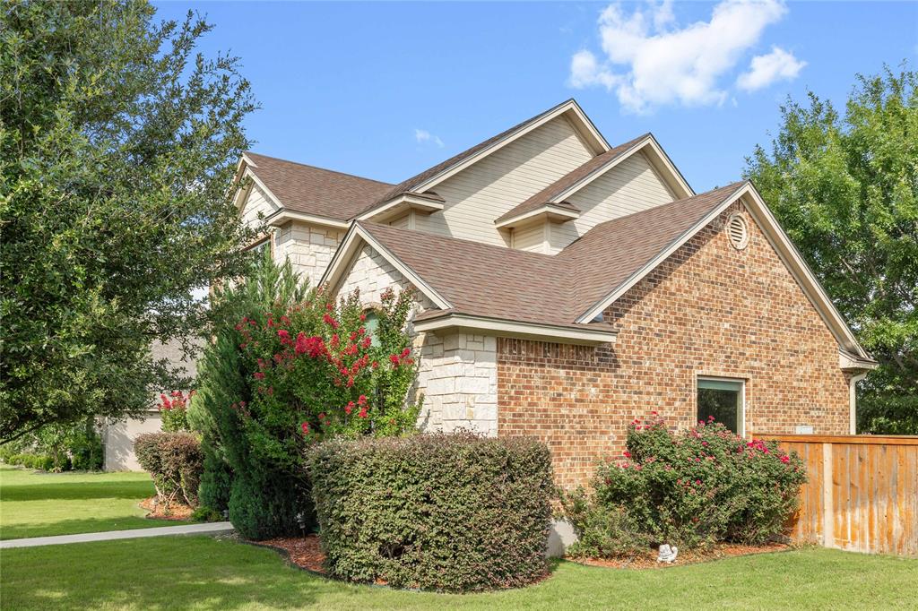 2704 Red Fox Trail
