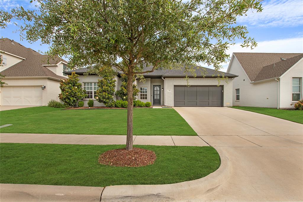 712 Tallgrass Drive