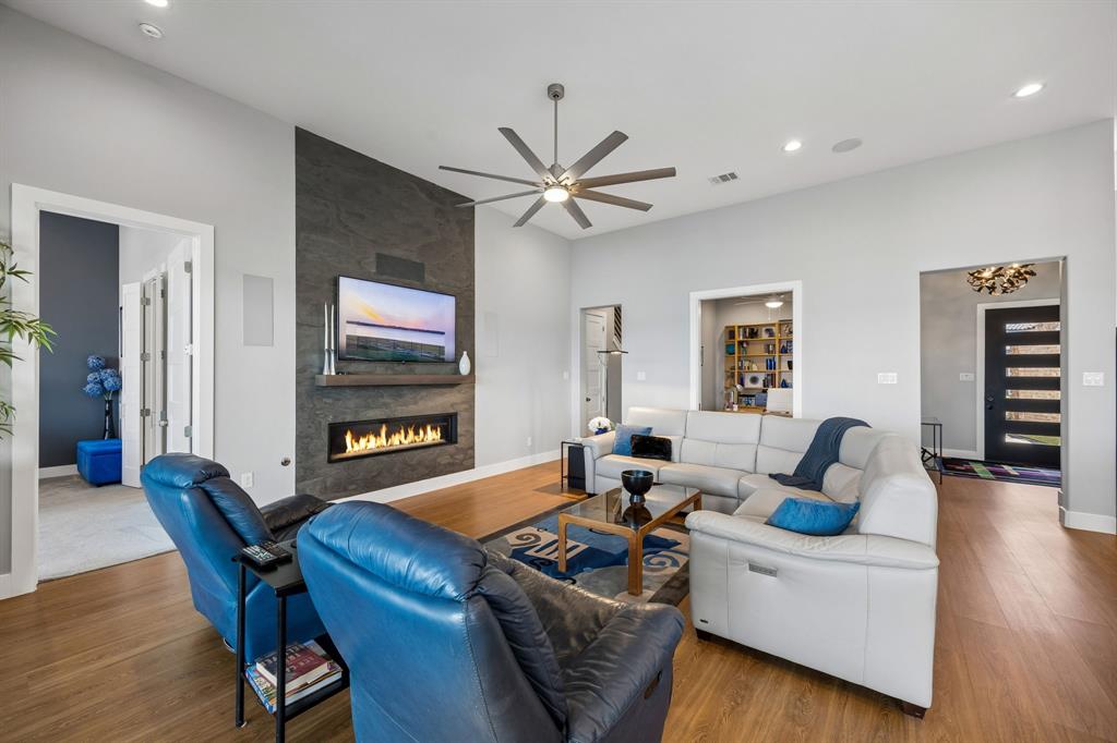 Resort On Eagle Mountain Lake - Residential