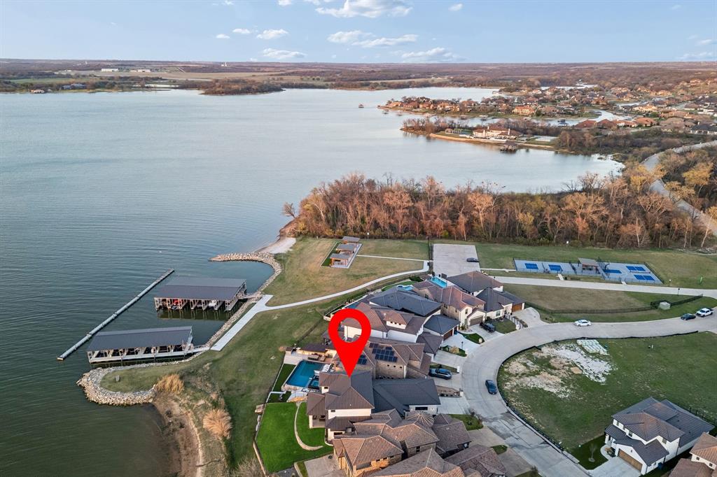 Resort On Eagle Mountain Lake - Residential