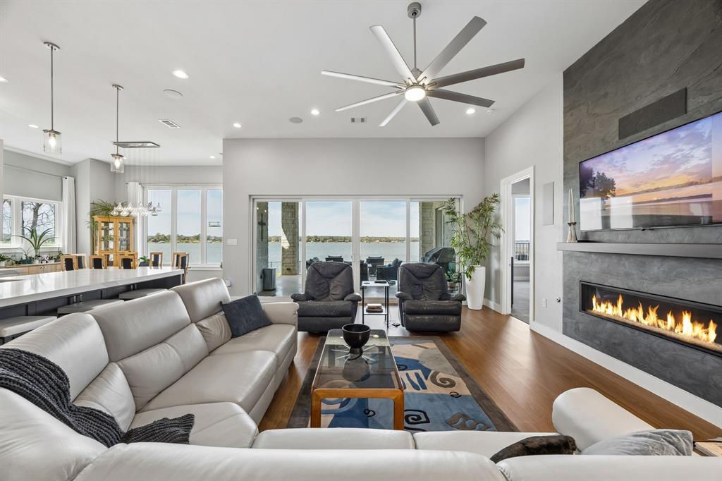 Resort On Eagle Mountain Lake - Residential