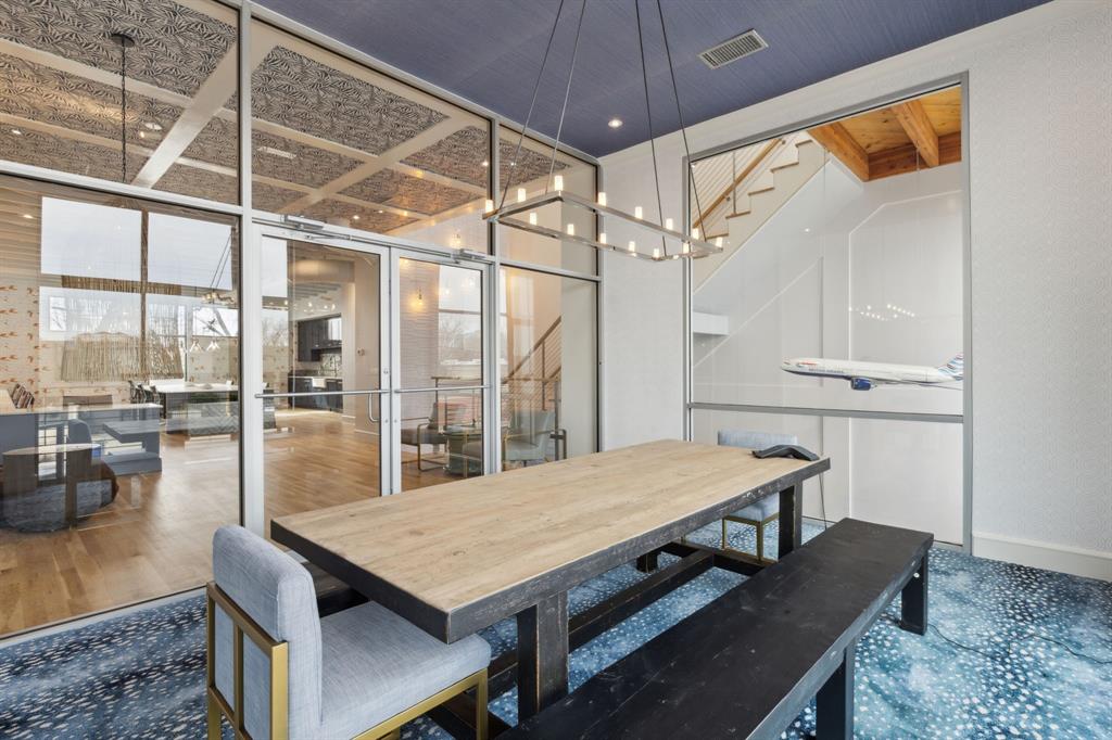 HAMPTON & INDUSTRIAL - Commercial Sale