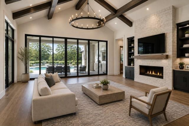101 Paloma Court