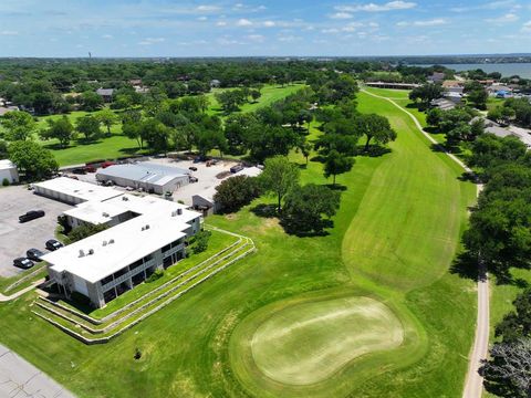 Photo of 4211 Fairway Drive #9, Granbury, TX 76049 (MLS # 21260800)