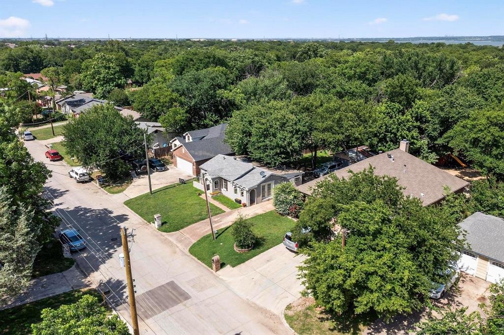 2226 Varsity Drive