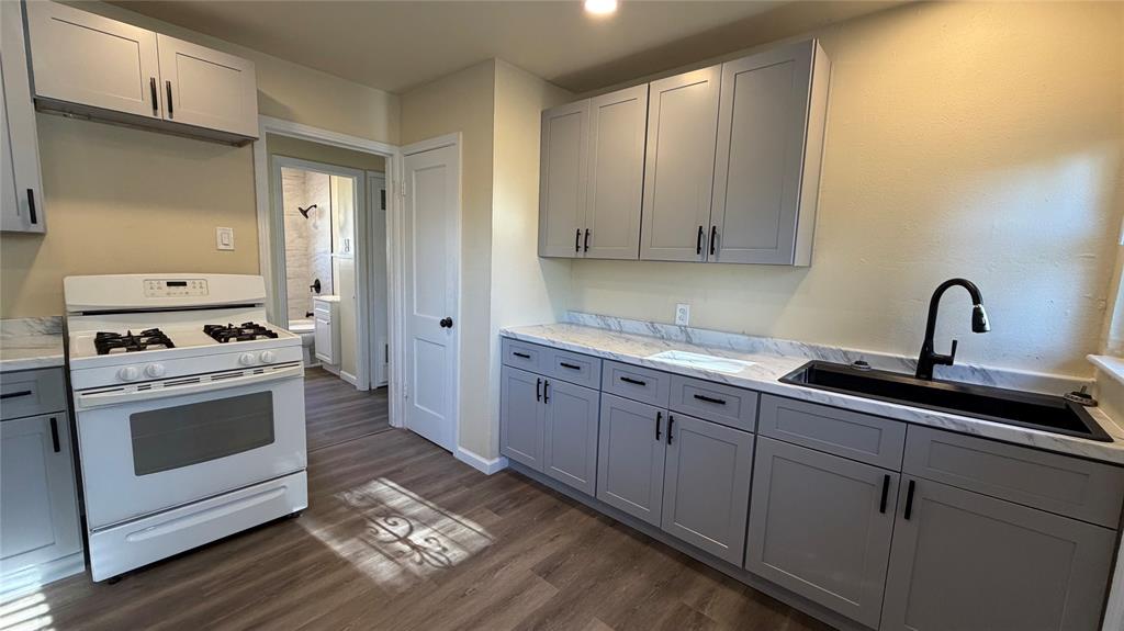 Wynnewood Park 02 - Residential