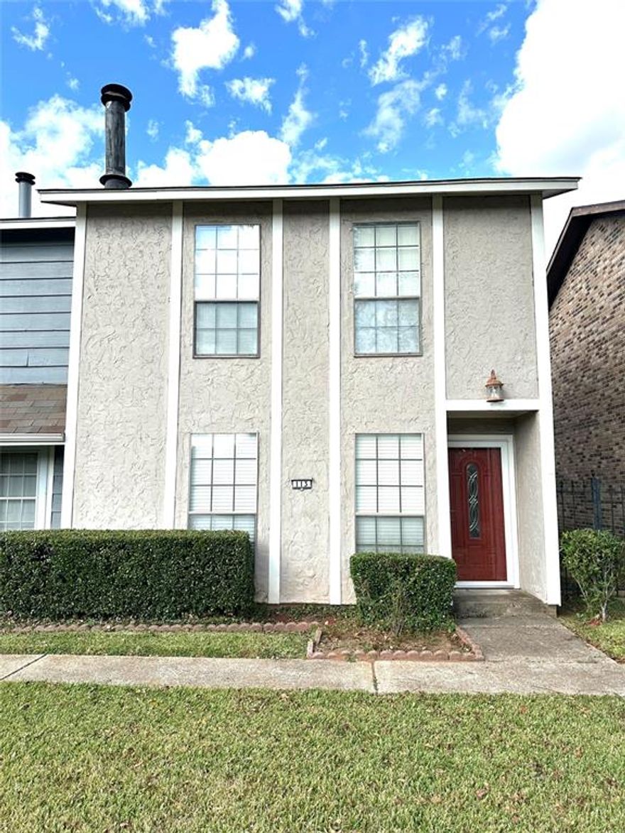 End unit, 2 bedroom, 2 and a half bath townhome located near LSUS and close to shopping and dining in a gated community. Step inside to a large living room with a wood burning fireplace and a half bath, perfect for guests and functionality. Spacious kitchen, dining area with tons of cabinets and a pantry!   Large laundry room is located off of the kitchen and there is a great storage closet under the stairs. Upstairs you will find the 2 large bedrooms each with en-suite bathrooms and large walk in closets. Patio is great for relaxing and cookouts, it also has a utility closet, storage area.  The pool and clubhouse are right outside the door!