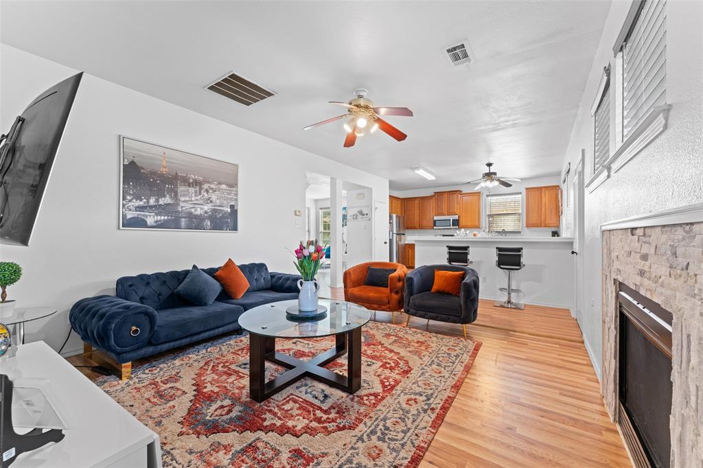 3203 Kingsbrook Drive