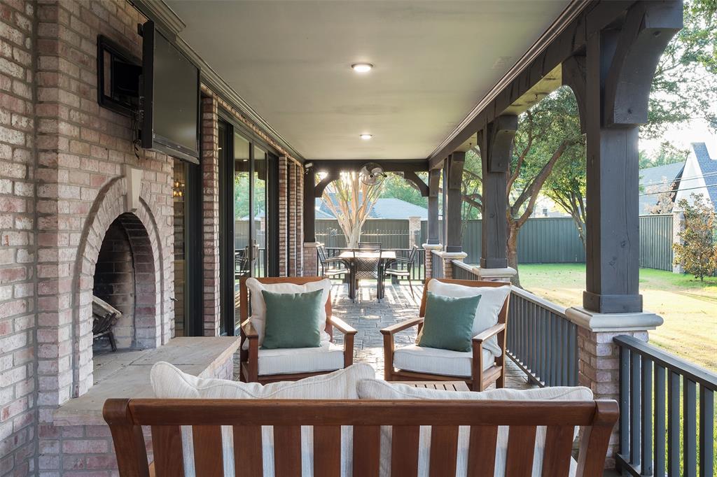 Biglot - Residential