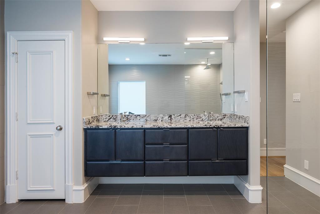 Biglot - Residential