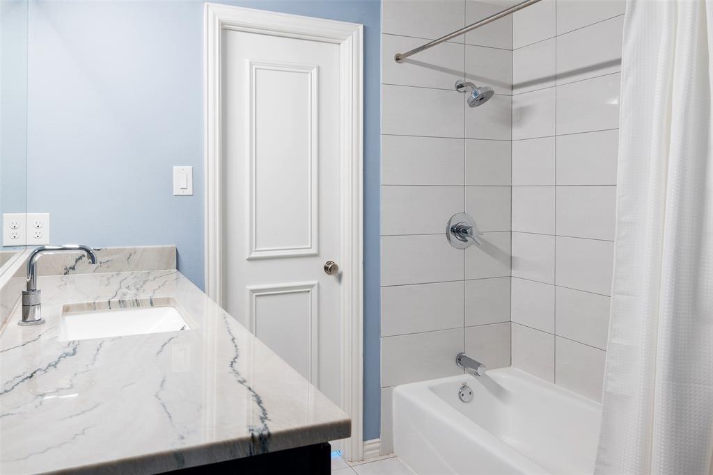 Biglot - Residential