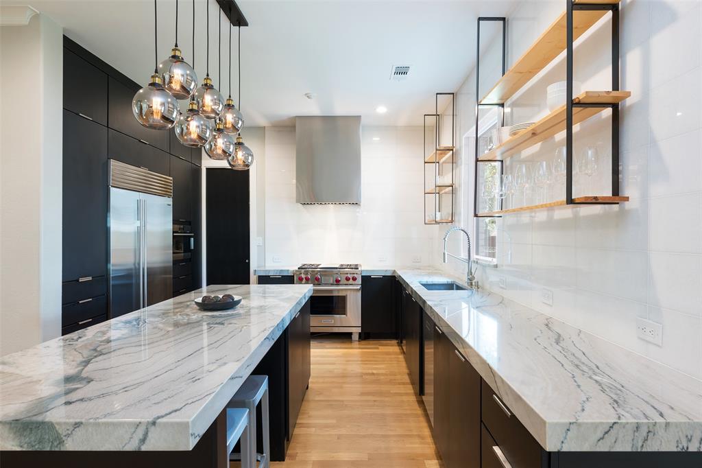 Biglot - Residential