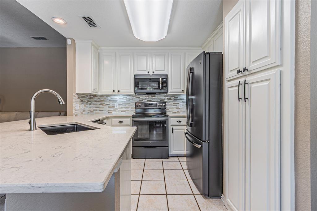 Run Away Bay - Residential