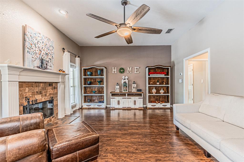 123 Jim Walter Drive