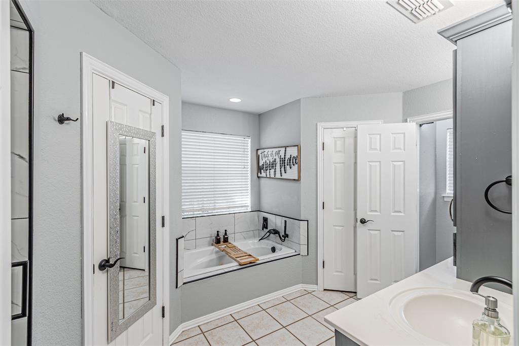 Run Away Bay - Residential