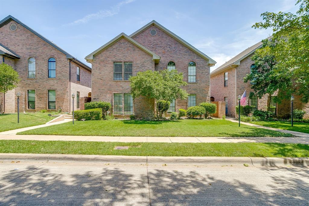 1301 Belle Place