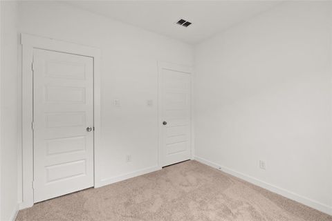 Tiny photo for 410 Matthew Street, Hillsboro, TX 76645 (MLS # 21201223)