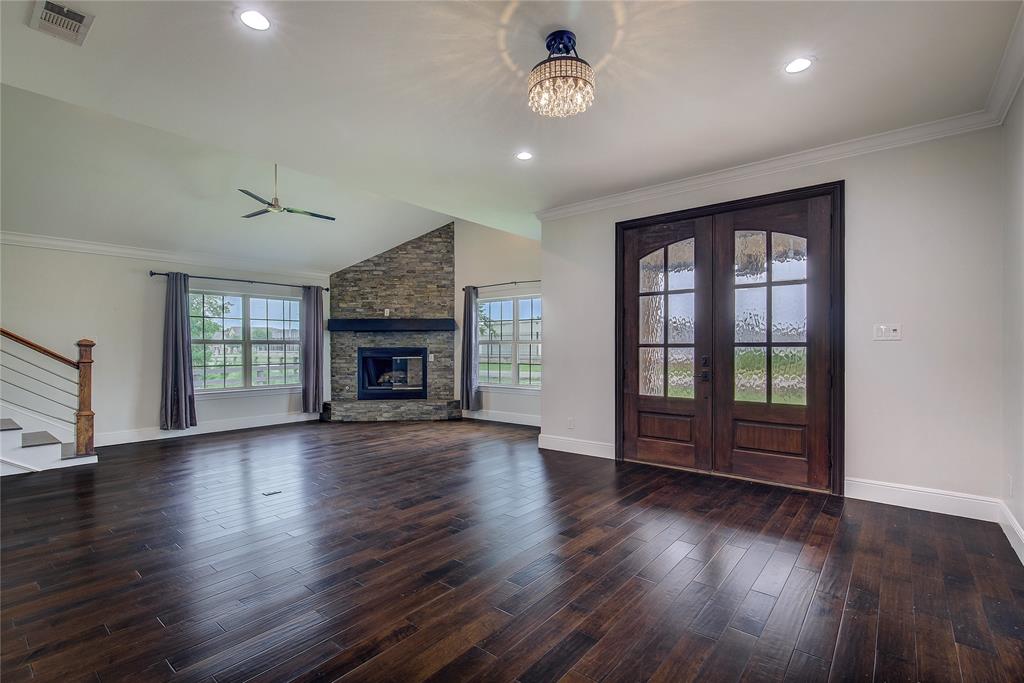 661 Majors Drive
