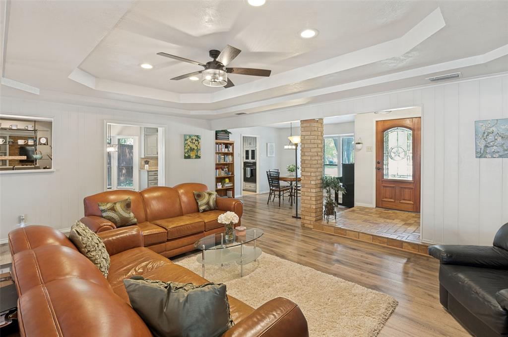 2413 Pearwood Court