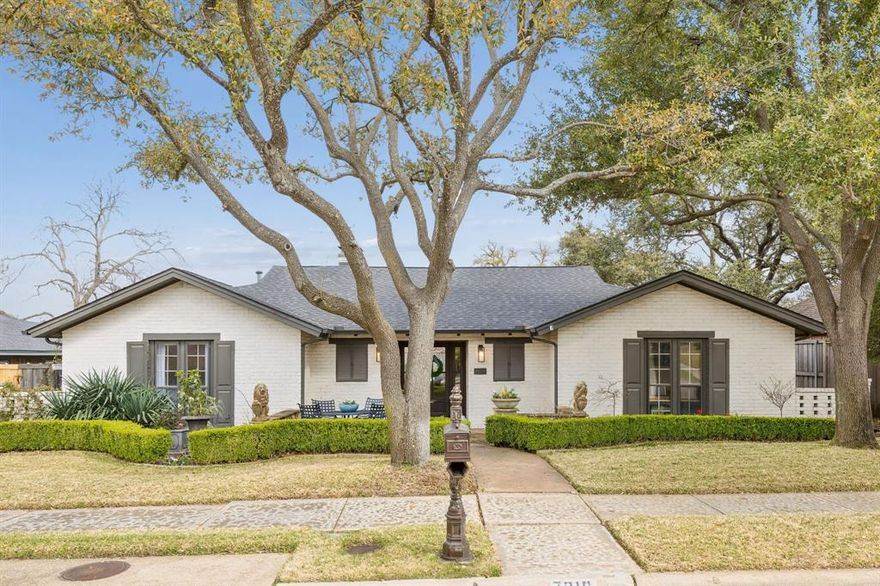 Beautifully redesigned 4 bedroom, 2.5 bath home in the highly sought after RISD and Merriman Park Elementary.  The neighborhood features Lake Highlands trail and Arbor Park, close proximity to sprouts and LH town center and easy highway access.  A welcome invitation upon arrival with lush landscaping of Japanese maples, hydrangeas, azaleas, and salvia.  Inside this home the charm and designer touches greet you in every room, as focus has been placed on high-end finishes merging with a sophisticated style.  From comfortable daily living to elevated hosting, this stunning home is set apart from the rest.  Vaulted ceilings, Oak wood floors, Inset Cabinetry, Visual Comfort lighting, Entertainment Island, Chef’s kitchen and more.  Spacious primary suite has oversized double shower, separate vanities and sitting area; and French doors that open to an outdoor oasis  that lights up at night with multiple seating areas, artificial turf, and a resort style diving pool.  4th bedroom functions great at an office or private living area.  Too many updates to list.  If you are looking for something special this is it.