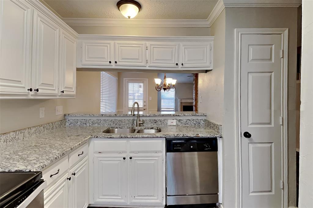 626 Dove Creek Circle