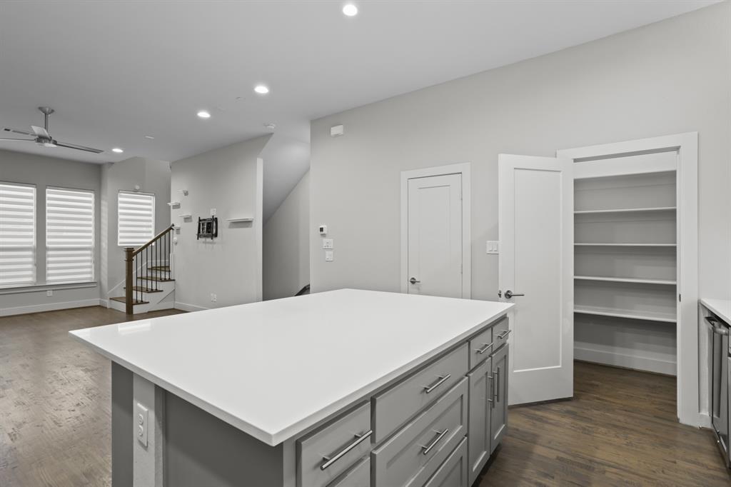 Live Oak Ph 2 Bldg 3 - Residential