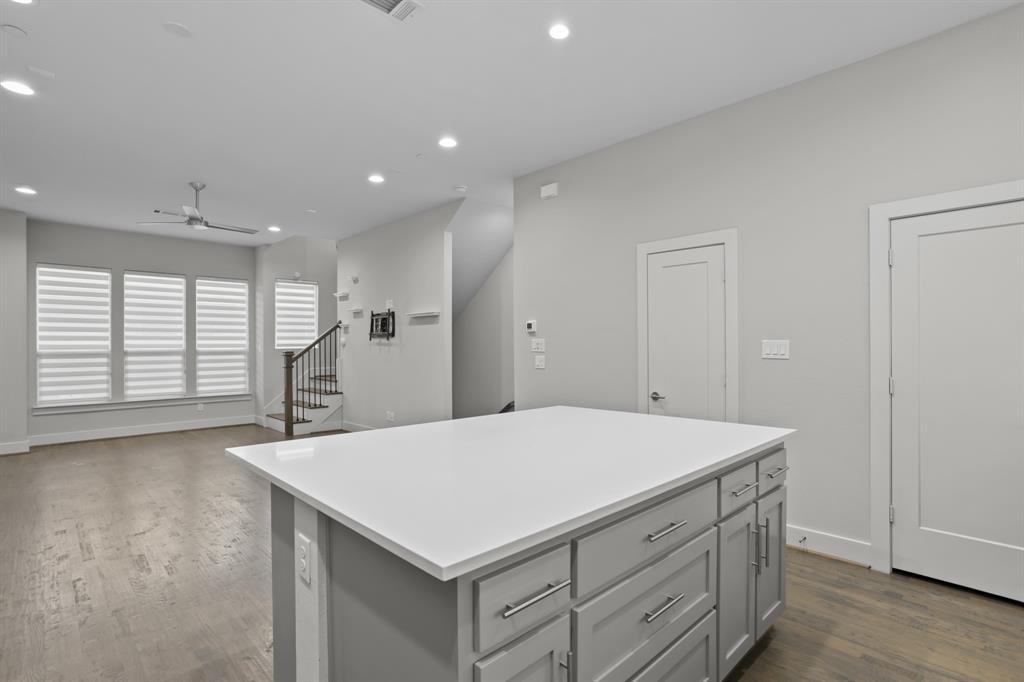 Live Oak Ph 2 Bldg 3 - Residential