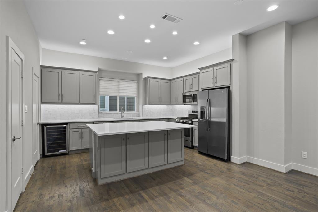 Live Oak Ph 2 Bldg 3 - Residential