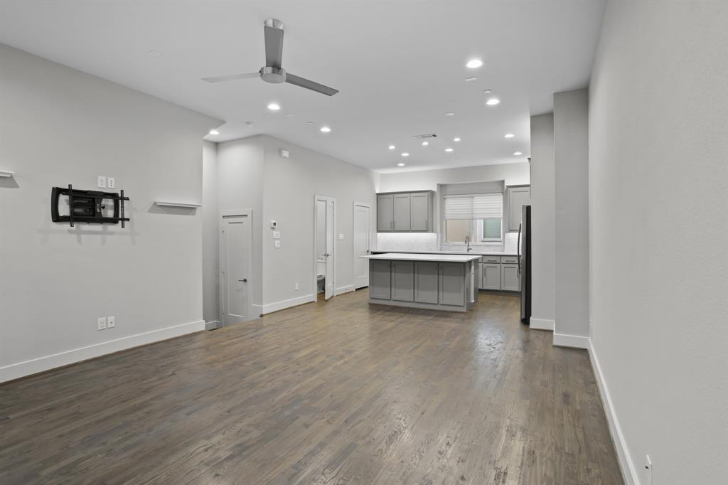 Live Oak Ph 2 Bldg 3 - Residential