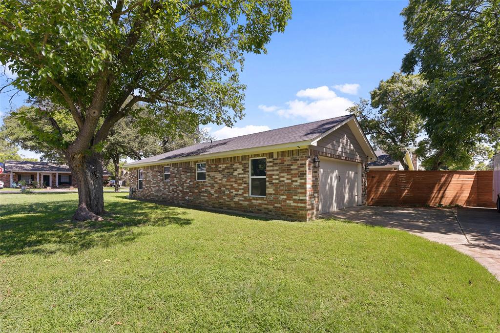 Brookhaven Estates Add - Residential