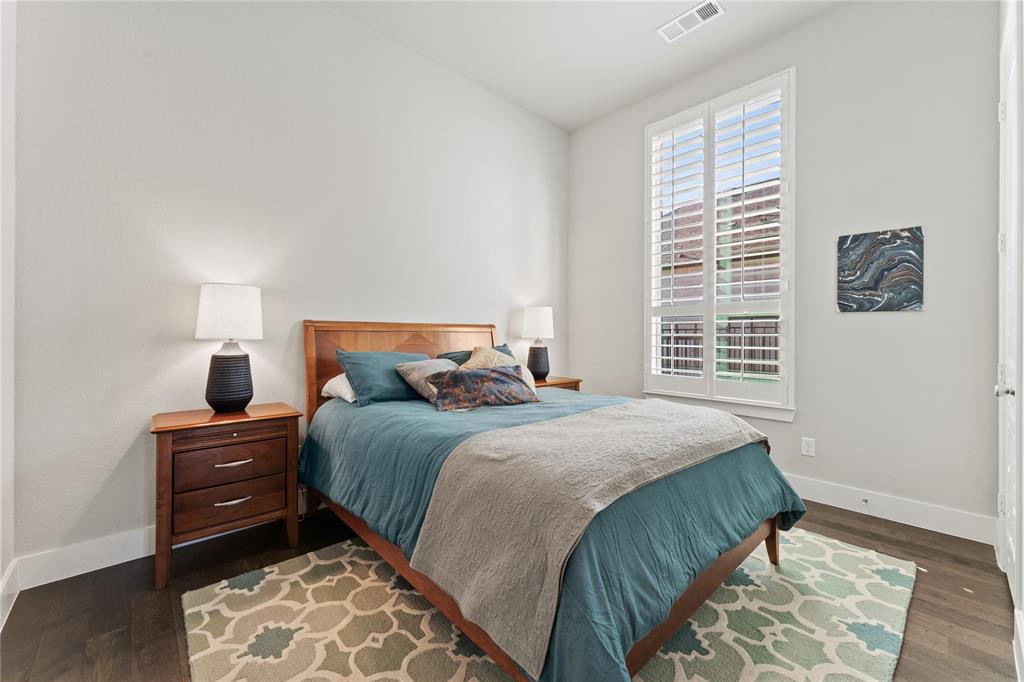 2813 Black Walnut Street