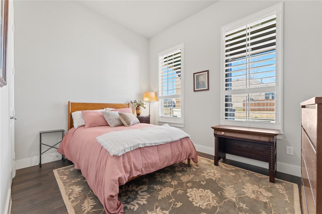 2813 Black Walnut Street