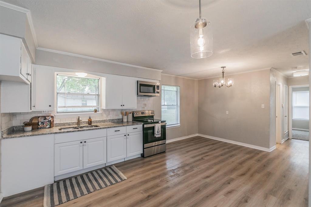 Hobby Hwy - Residential