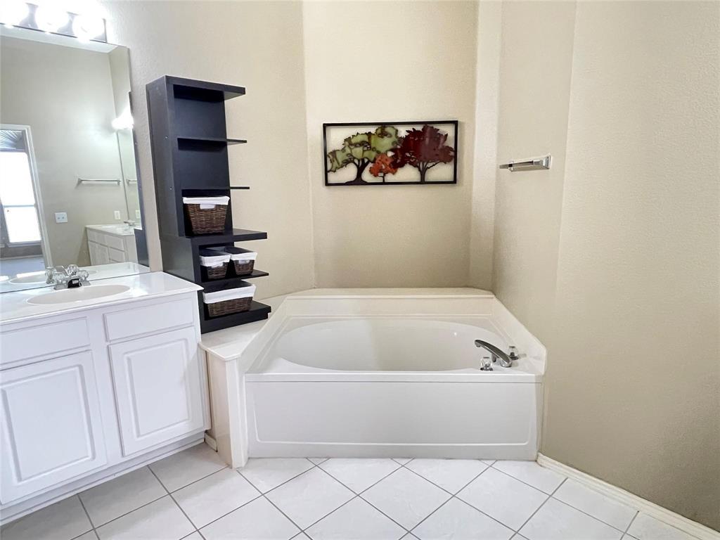 Lakes Of Preston Vineyards Ph 3 - Residential Lease