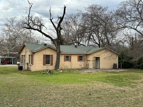 A home in Azle