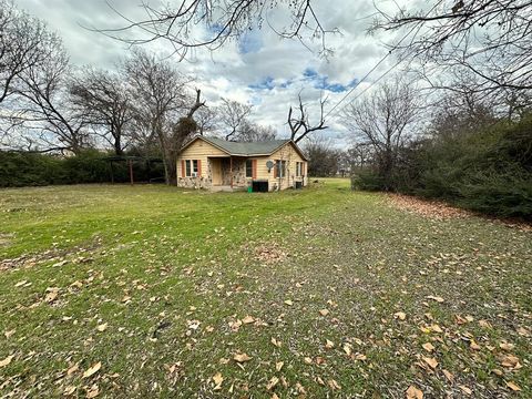 A home in Azle