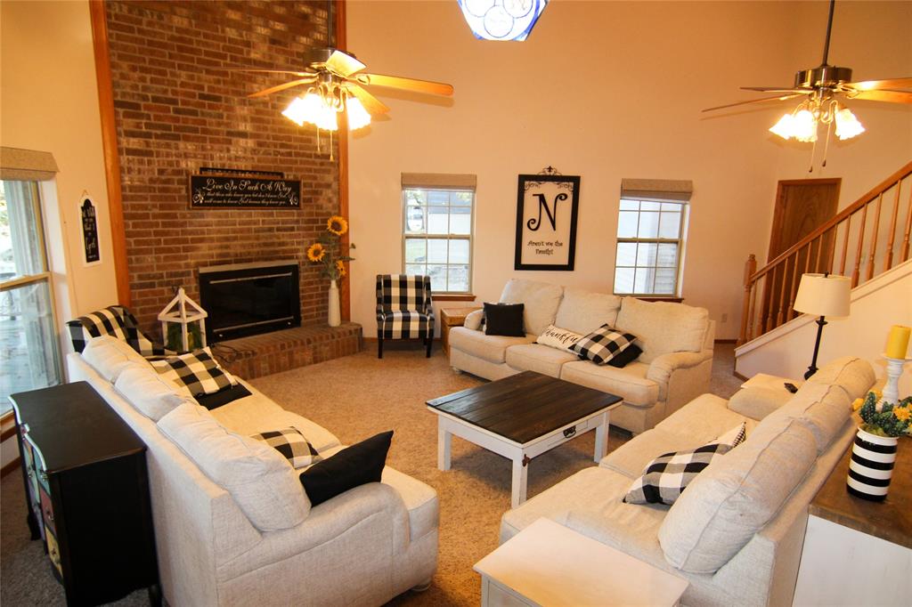 Lake Oaks - Residential