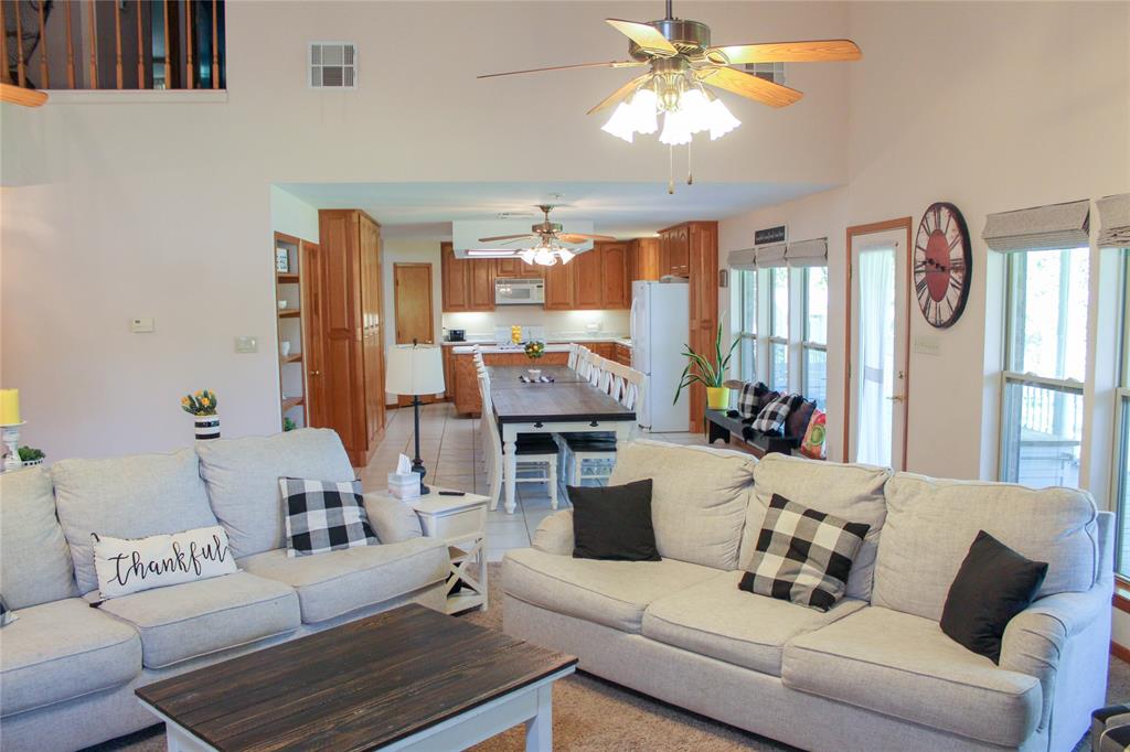 Lake Oaks - Residential