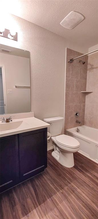 Photo 20 of 27 of 1413 Trumpet Drive house