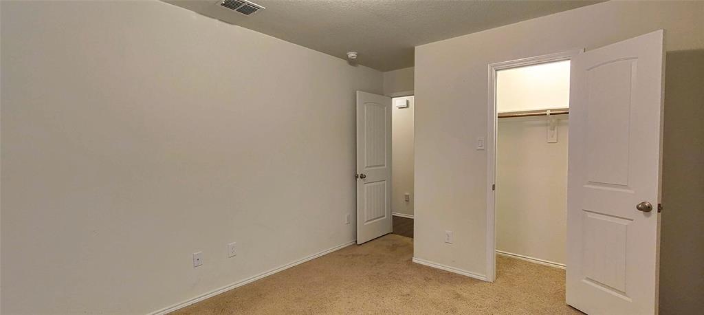 Photo 19 of 27 of 1413 Trumpet Drive house