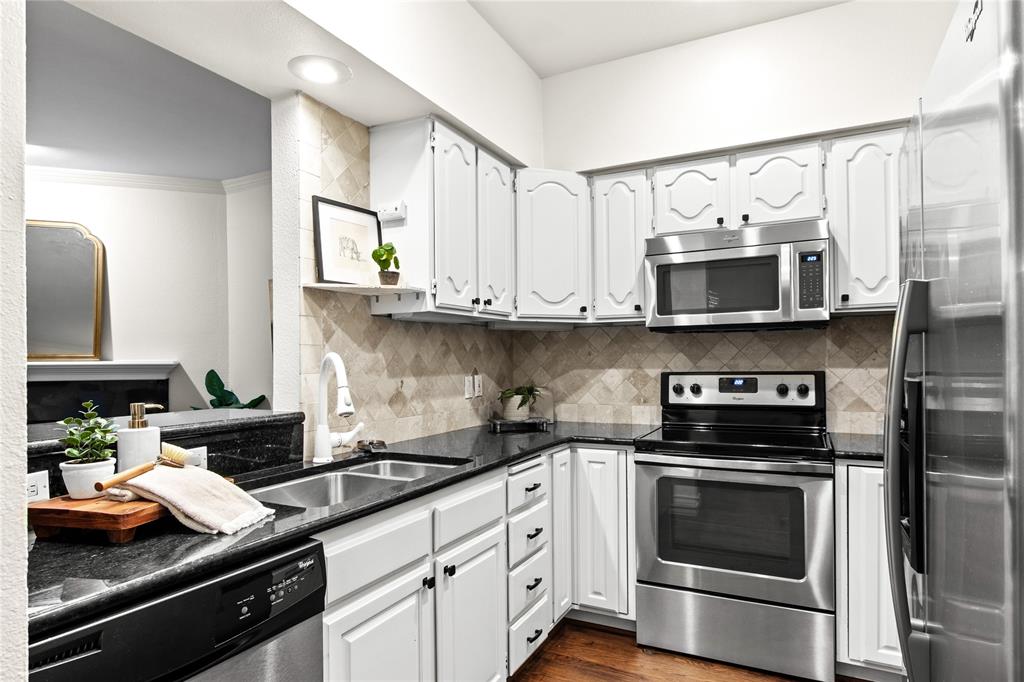 Bois Du Chene Condos - Residential