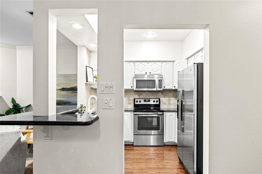 Bois Du Chene Condos - Residential