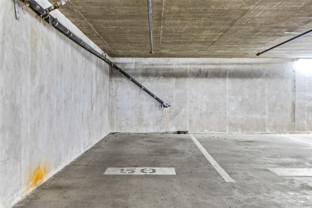 Bois Du Chene Condos - Residential