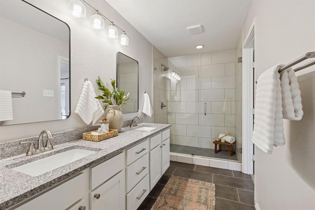 Lovers Lane East - Residential